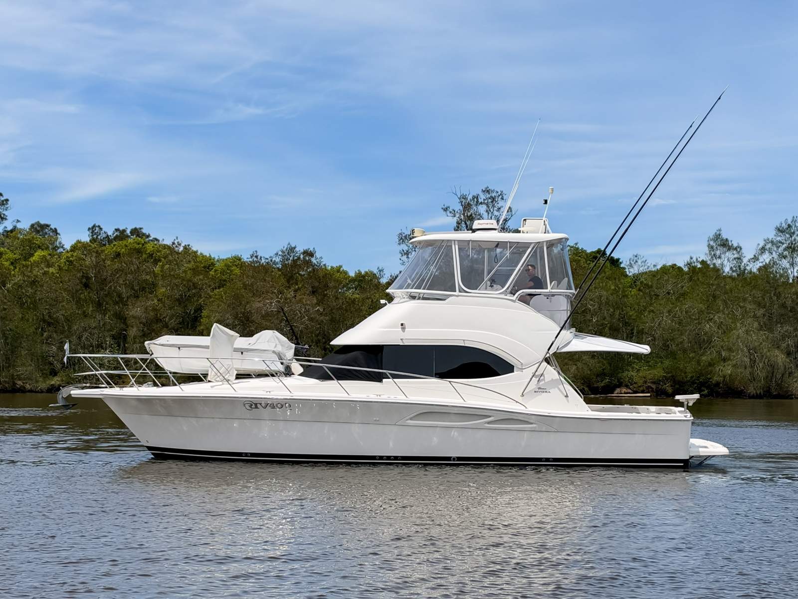 Riviera 40 Open Flybridge