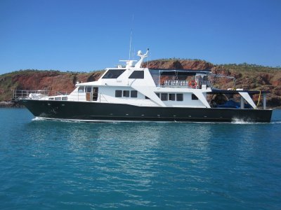 Expedition Motor Yacht