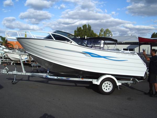 REEF HUNTER BOATS by GOLD STAR