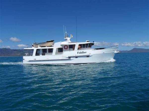 Pilothouse Motor Cruiser 59': Power Boats Boats Online 