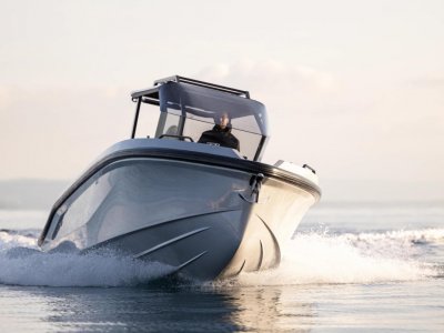 Step Into The World Of Exploration Boating With The RAND Roamer 29