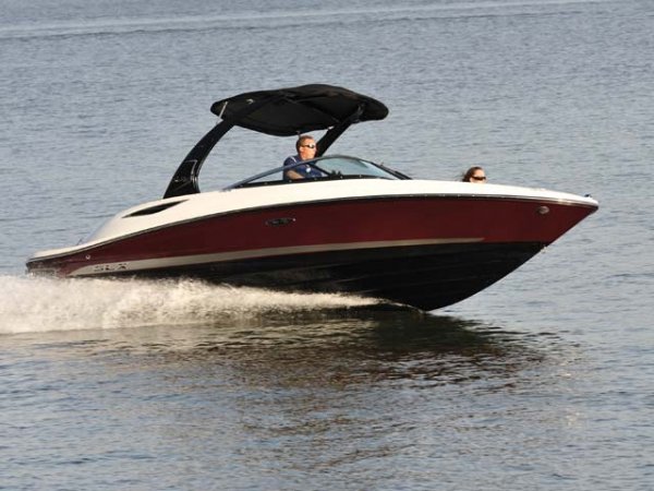 Sea Ray 210 SLX