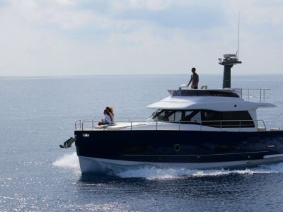 Azimut Magellano 43