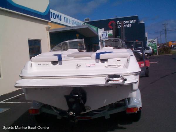 Glastron Gt205