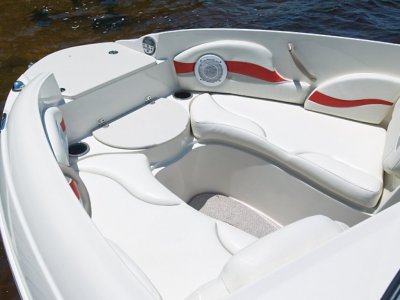 Stingray 208lr Bowrider