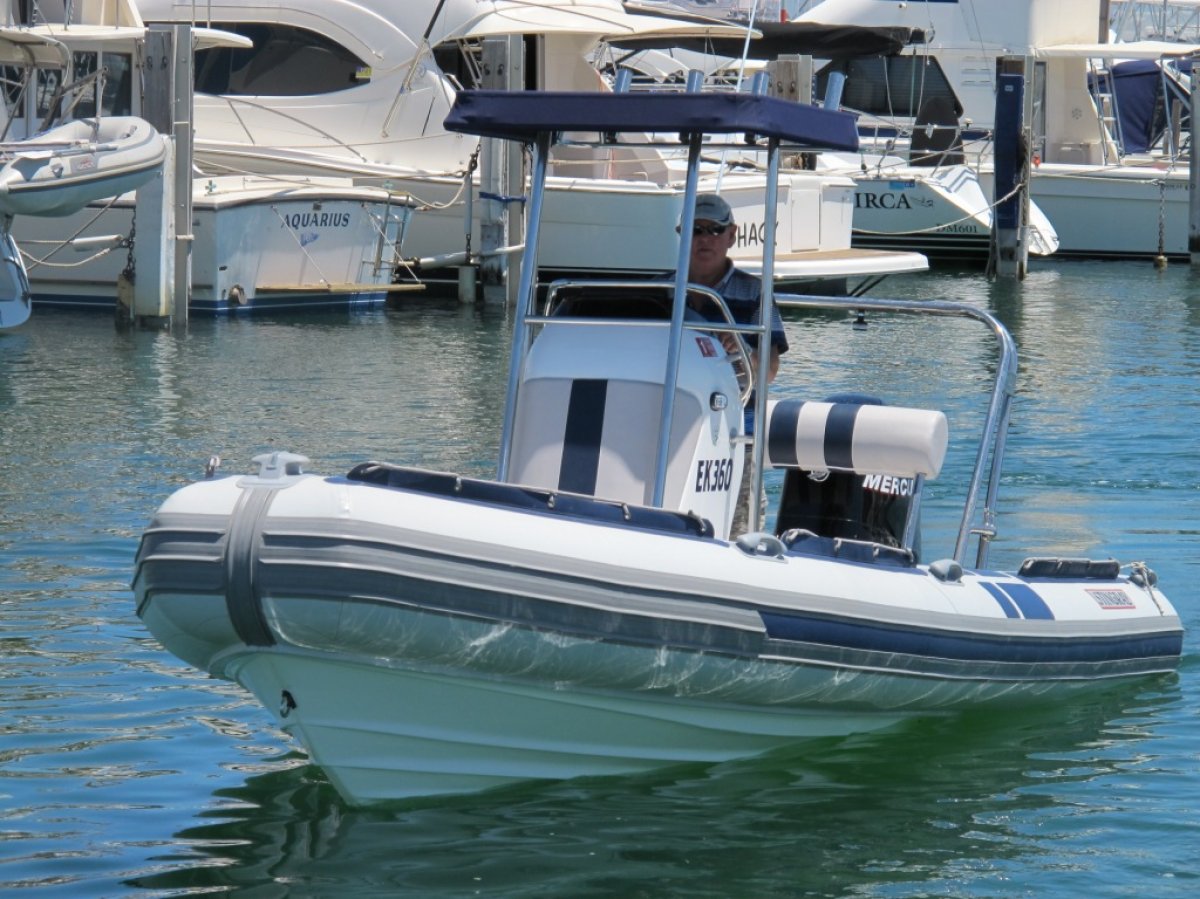 Stingray Searaider 5.6 Inflatable Rib
