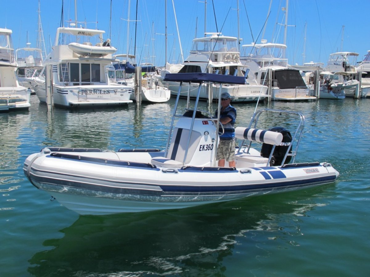 Stingray Searaider 5.6 Inflatable Rib