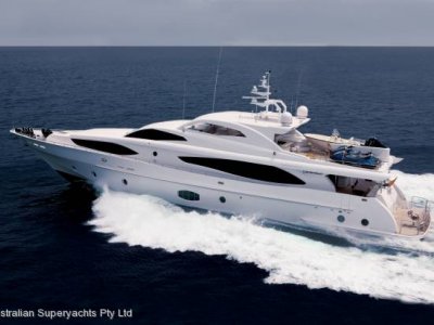 Majesty Yachts 121