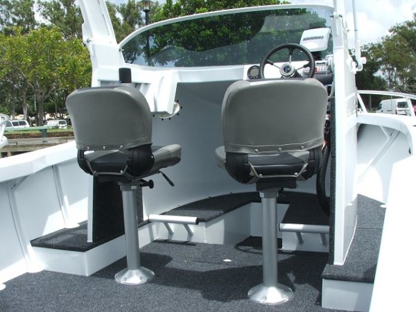 Formosa Classic 580 Centre Cab