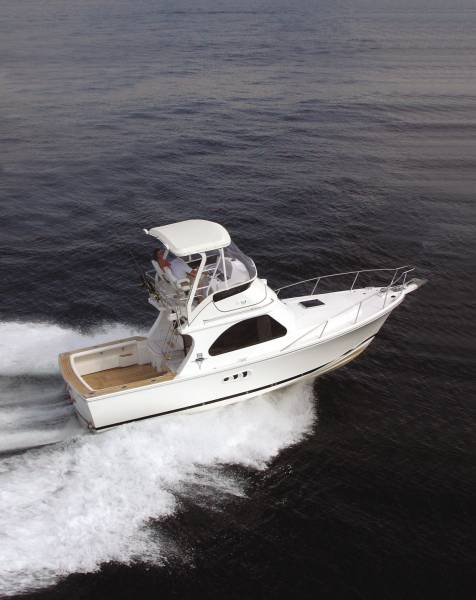 Deep V 310 Flybridge