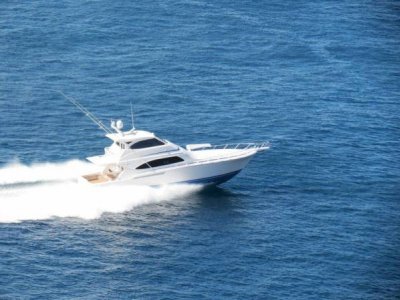 Bertram 630 Enclosed Bridge