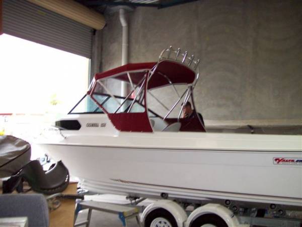 Yalta Craft 2200 Fisherman