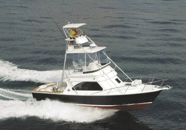 Deep V 340 Flybridge