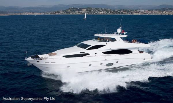 Majesty Yachts 101