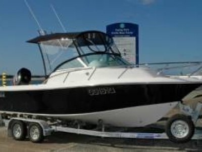 Ocean Max Offshore Centre Console