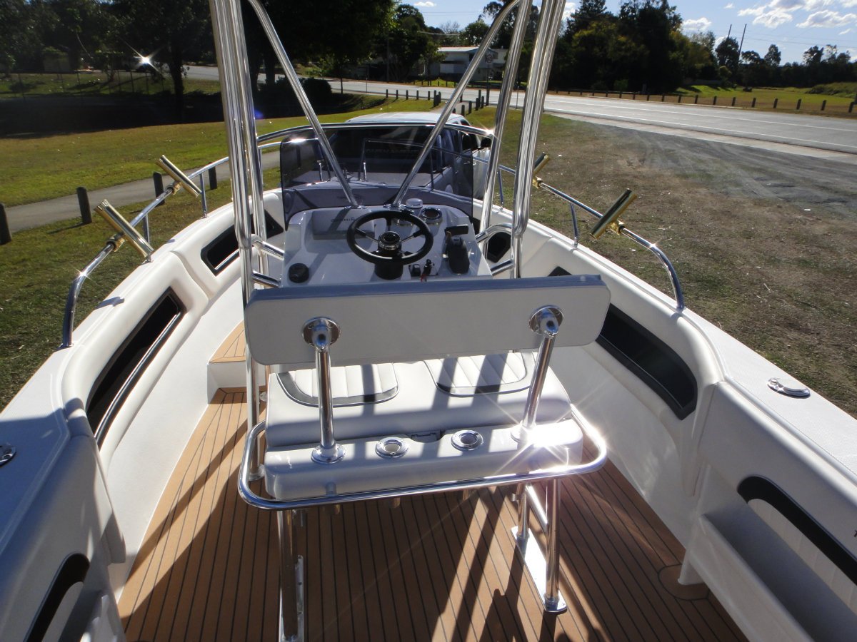 Tournament 2100 Centre Console