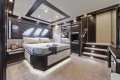 Dominator 640 Flybridge