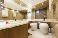 Dominator 640 Flybridge