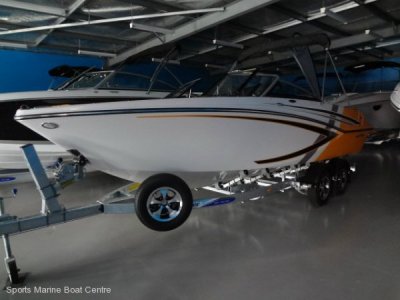 Glastron Bowrider