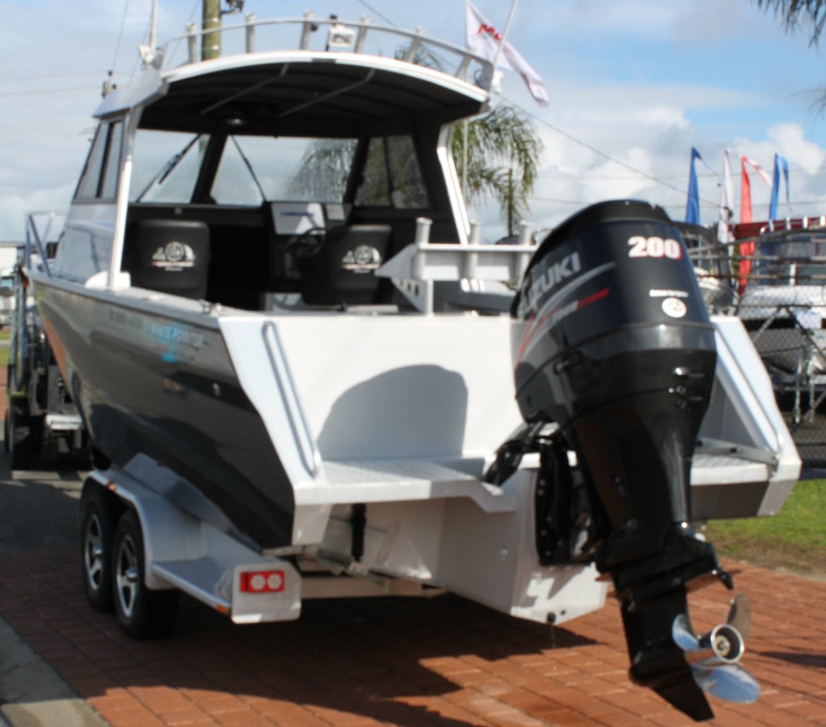 White Pointer 730 Sports Hardtop