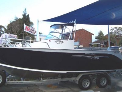Makocraft 650 Island Cab