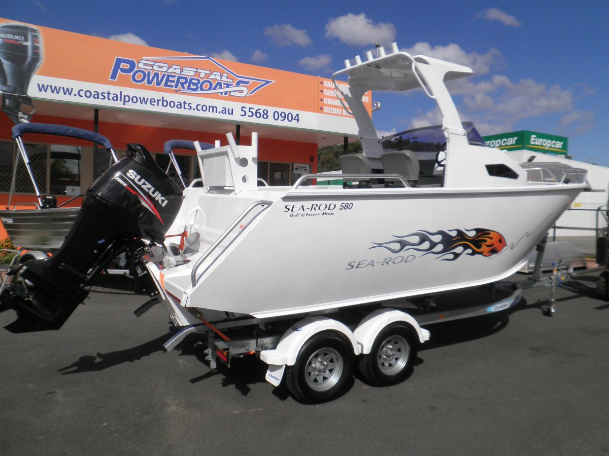 Formosa 580 Centre Cabin