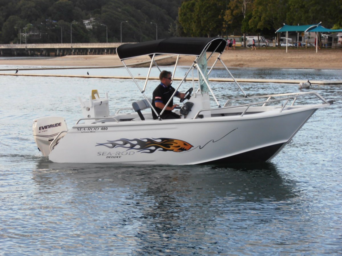 2014 Formosa Tomahawk Offshore 480 Side Console Boat Research Boats Online