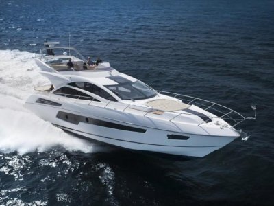 Sunseeker 68 Sport Yacht