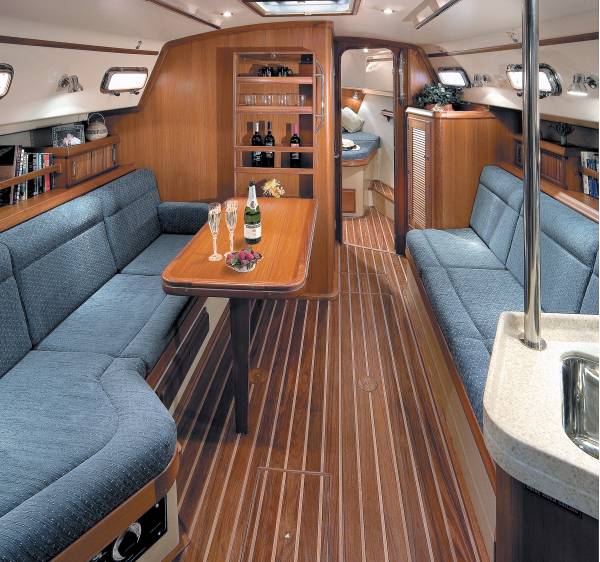 2013 Island Packet 370 | Boat Research | Yachthub