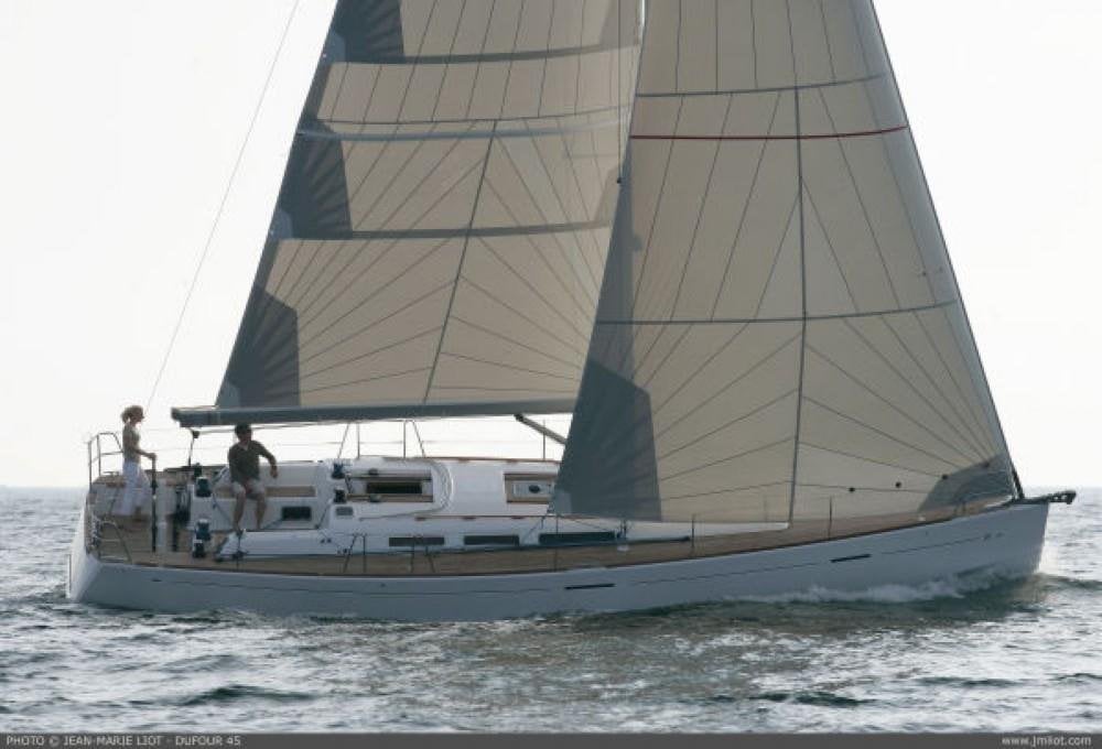 Dufour 45e Performance