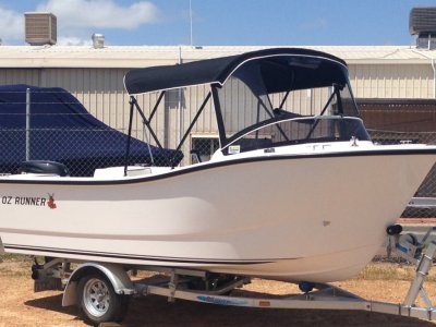 Oz Runner 450 Runabout