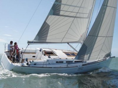 Dufour 40 Performance