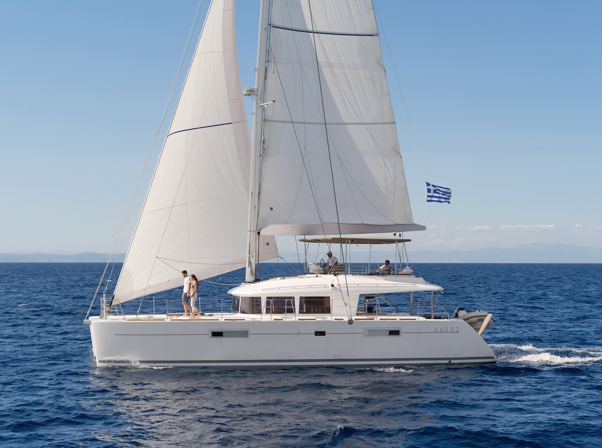 Lagoon 560 S2