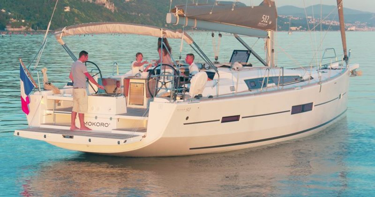 Dufour Grand Large 512
