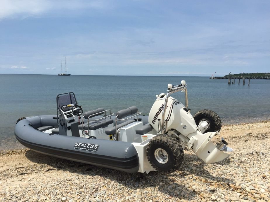 Sealegs 7.1m RIB