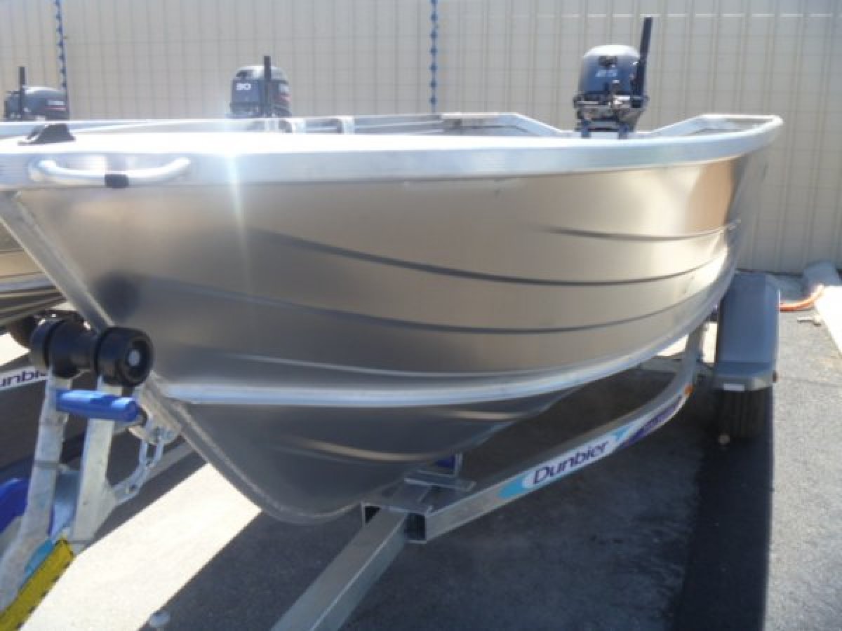 Stacer 399 Seasprite