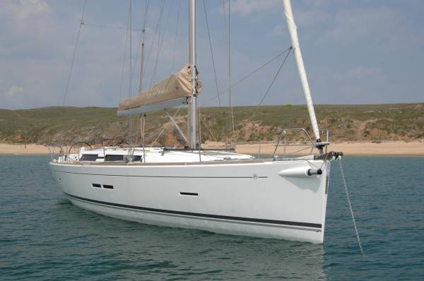 Dufour Grand Large 450