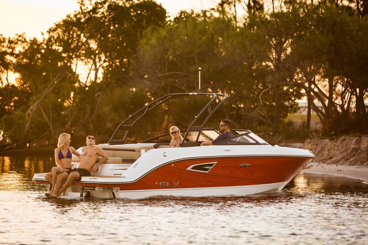 Sea Ray 230 SLX