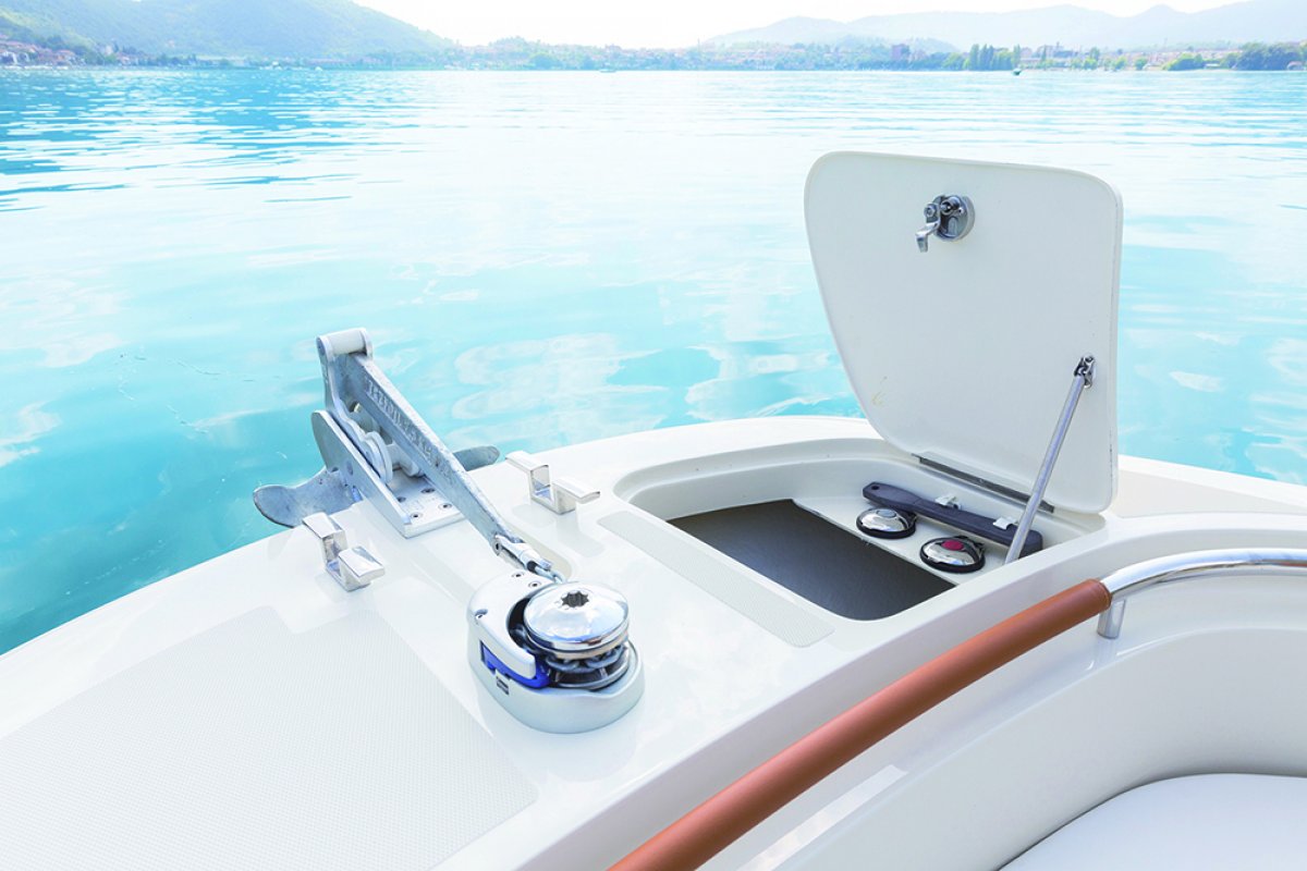 Invictus 200 FX:Invictus 200 FX