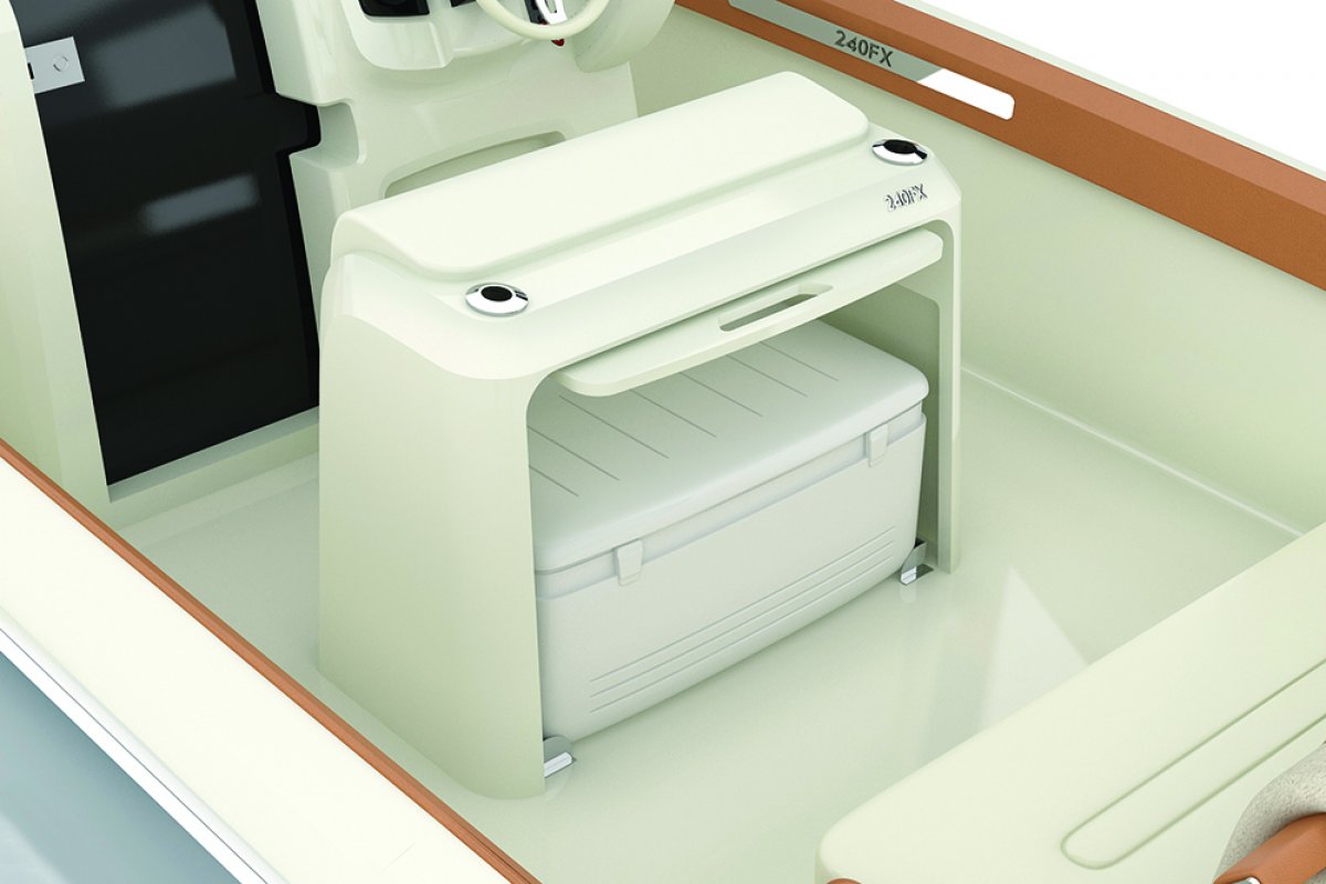 Invictus 240 FX:Invictus 240 FX