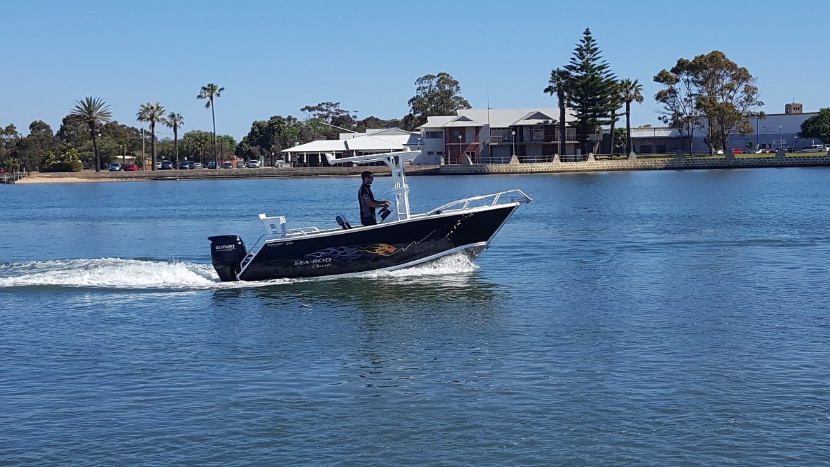 Formosa 550 Centre Console