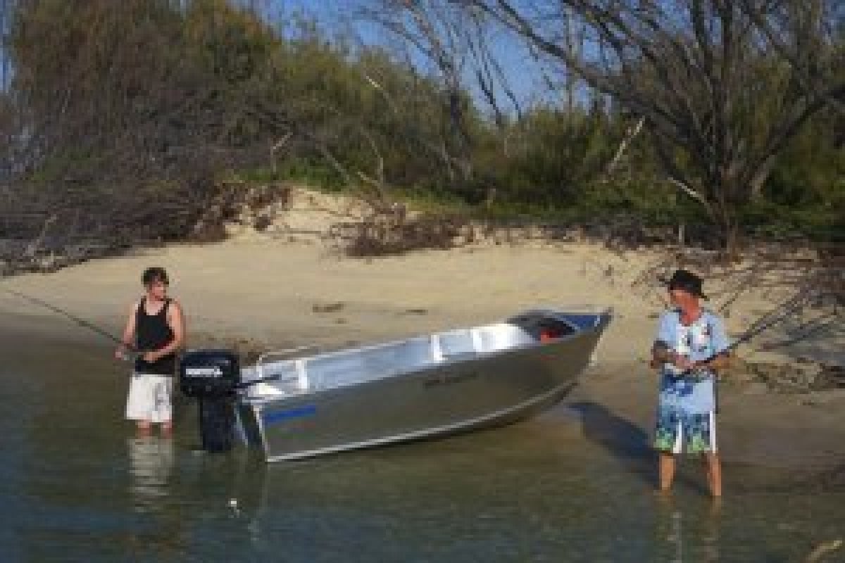 2016 Savage 385 Big Boy Boat Research Yachthub