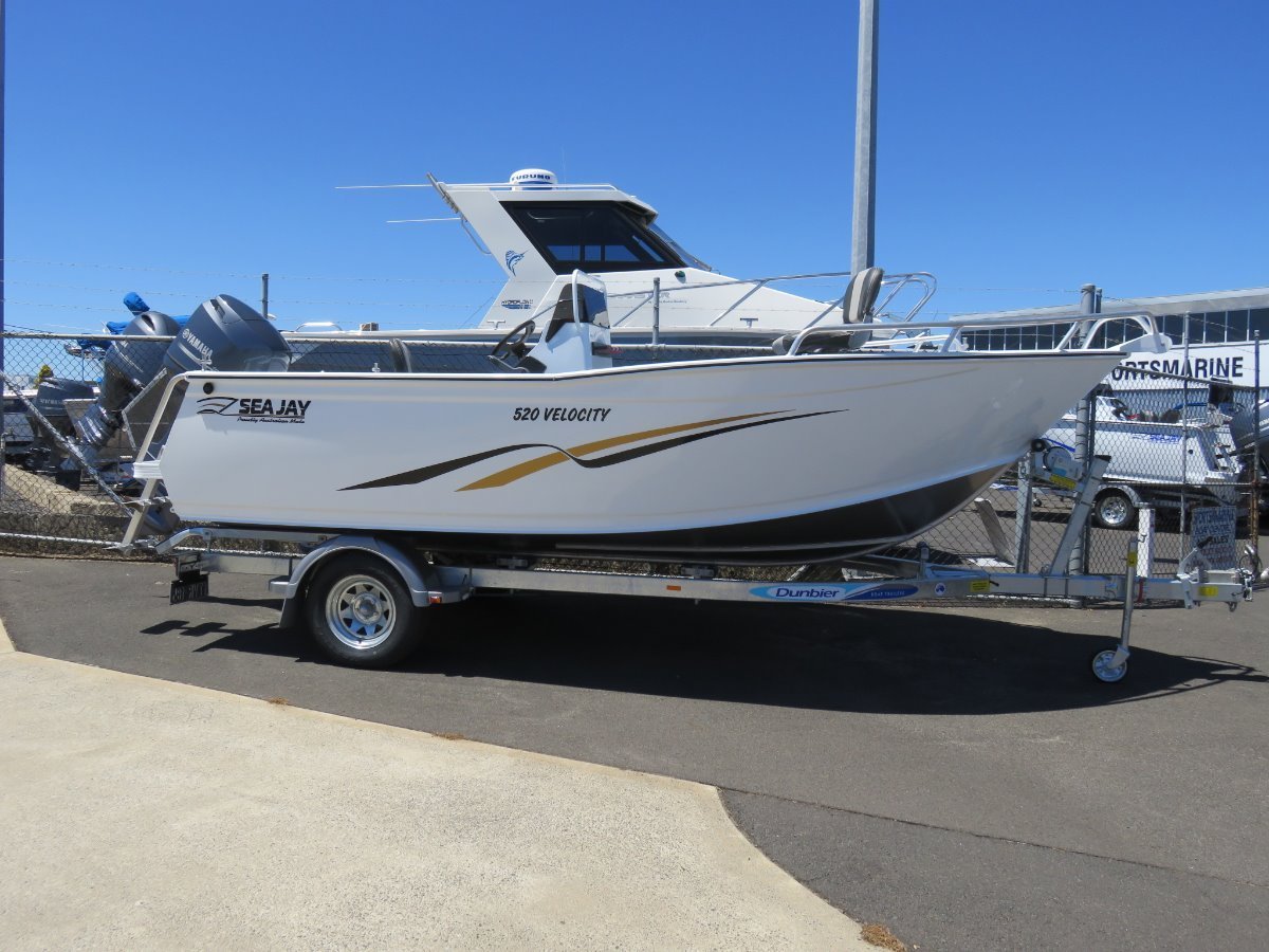 Sea Jay 5.20 Velocity Centre Console