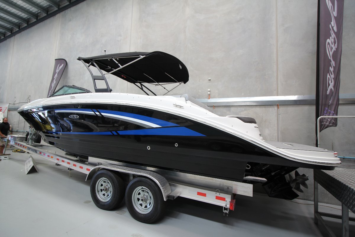 Sea Ray 270 Sundeck