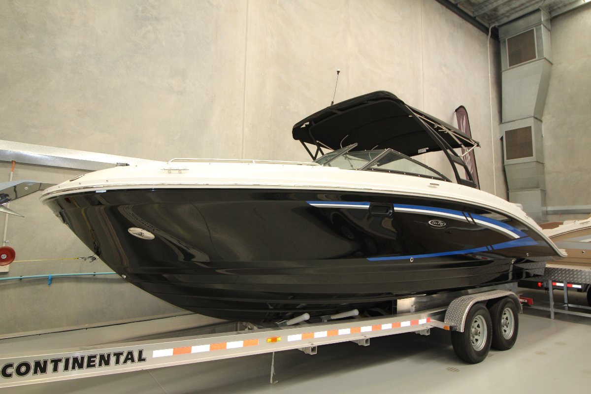 Sea Ray 270 Sundeck
