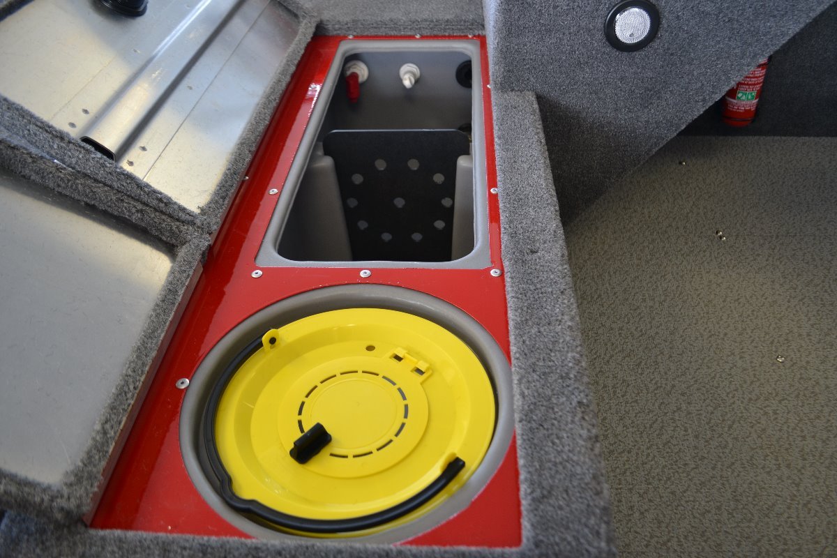 2015 Tracker Pro Guide V16 Sc | Boat Research | Yachthub