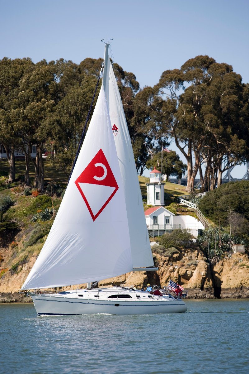 Catalina 445