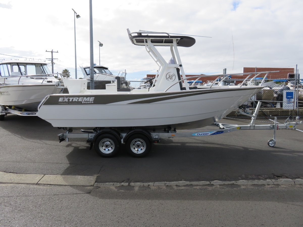 Extreme 605 Centre Console
