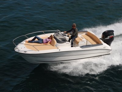 Karnic 2052 Sundeck