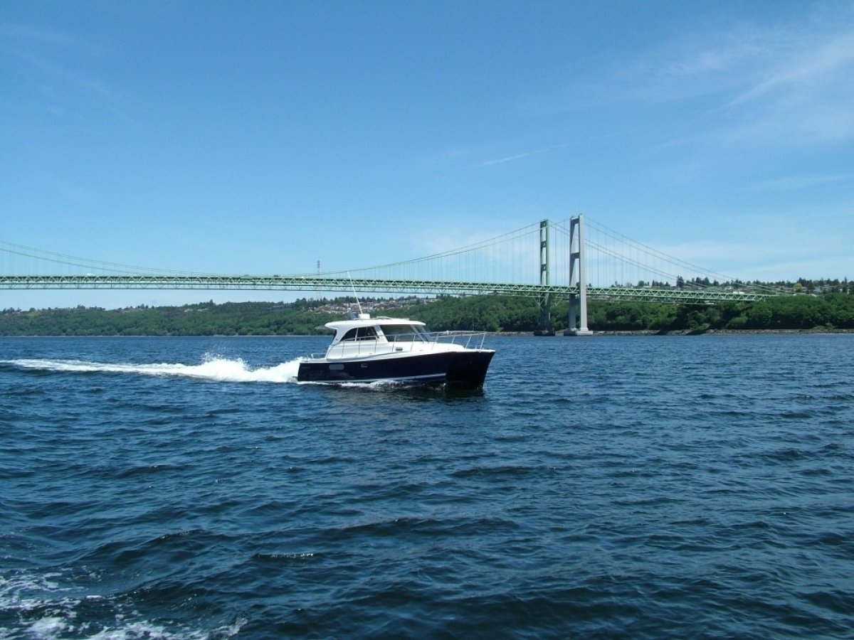 Aspen Power Catamaran C90